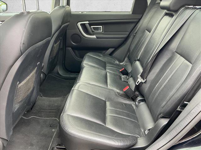 Used 2017 Land Rover Discovery Sport HSE AWD/4WD image 13