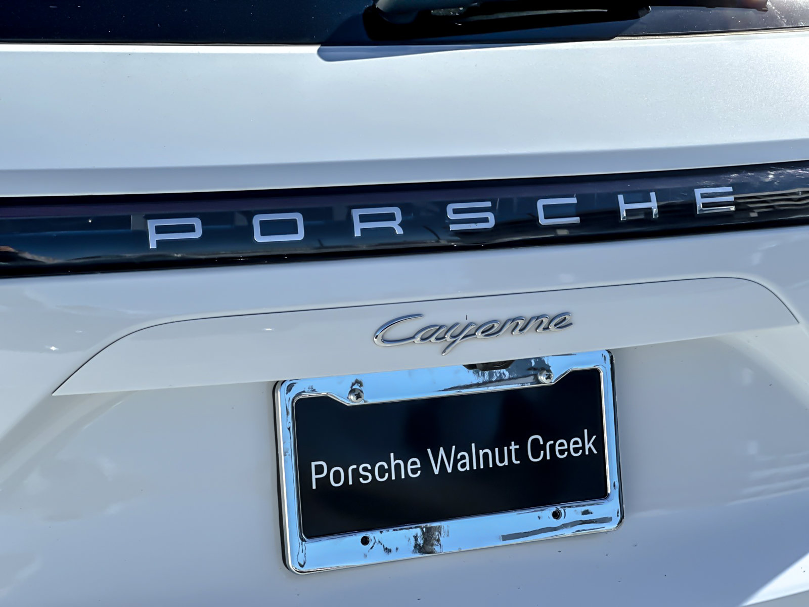 Certified 2023 Porsche Cayenne AWD/4WD image 32