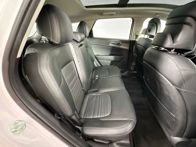 Used 2023 Kia Sportage SX image 30
