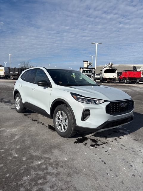 New 2026 Ford Escape Active w/ Cold Weather Package AWD/4WD image 1