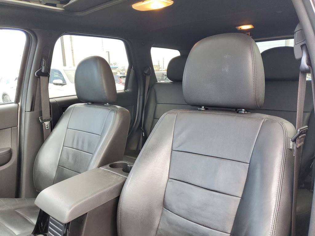 Used 2012 Ford Escape Limited w/ Class II Trailer Towing Pkg AWD/4WD image 11