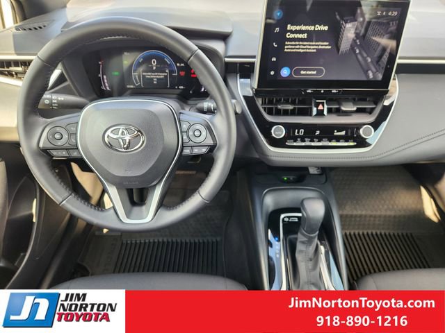 Used 2025 Toyota Corolla SE w/ SE Premium Package FWD image 28