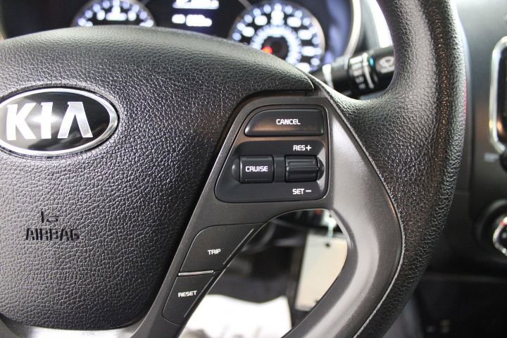 Used 2018 Kia Forte LX image 30