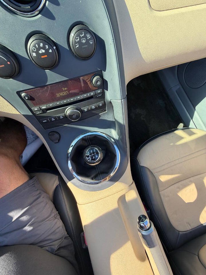 Used 2006 Pontiac Solstice Convertible w/ Premium Package RWD image 57