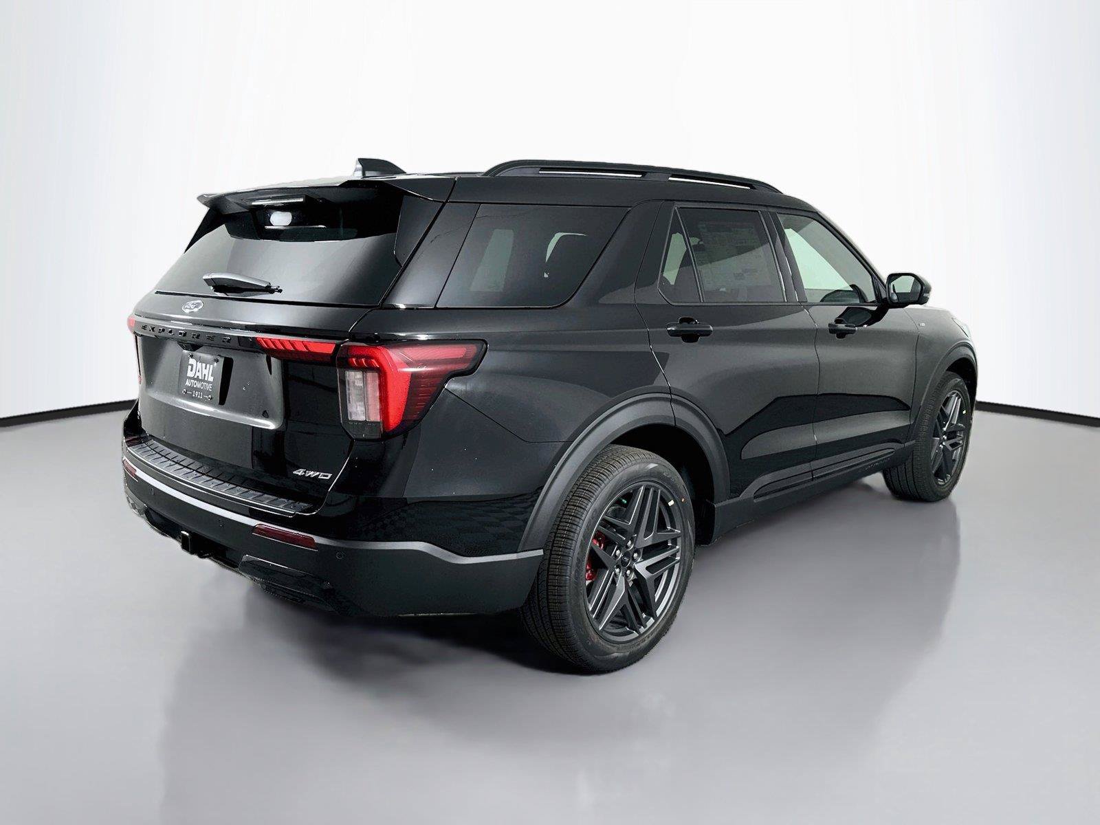 New 2026 Ford Explorer ST-Line w/ ST-Line Street Pack AWD/4WD image 13