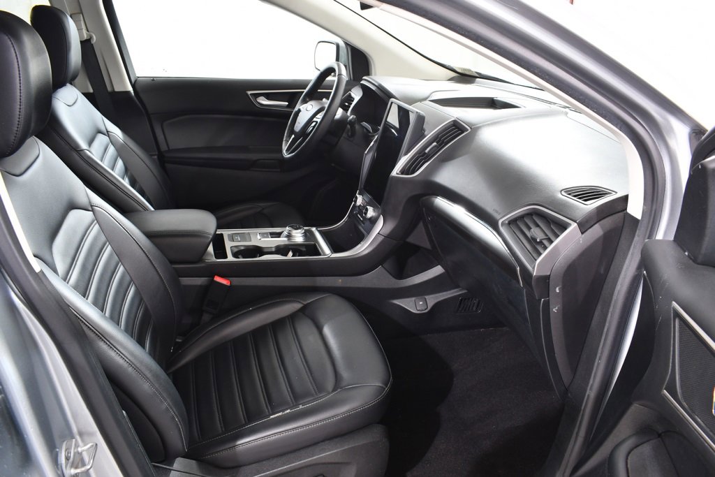 Used 2022 Ford Edge SEL w/ Convenience Package image 10