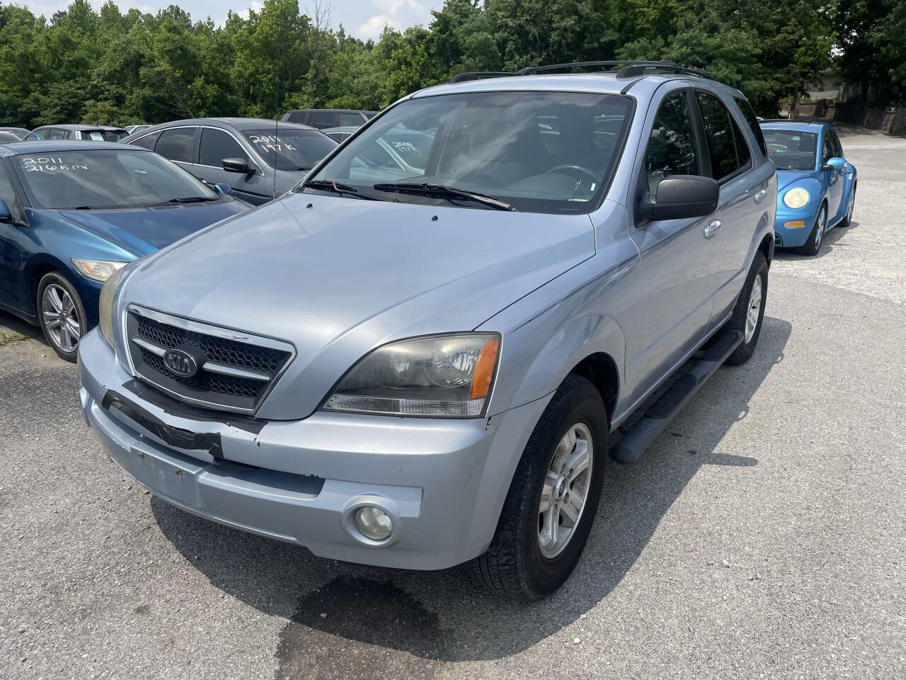 Used 2005 Kia Sorento LX image 2