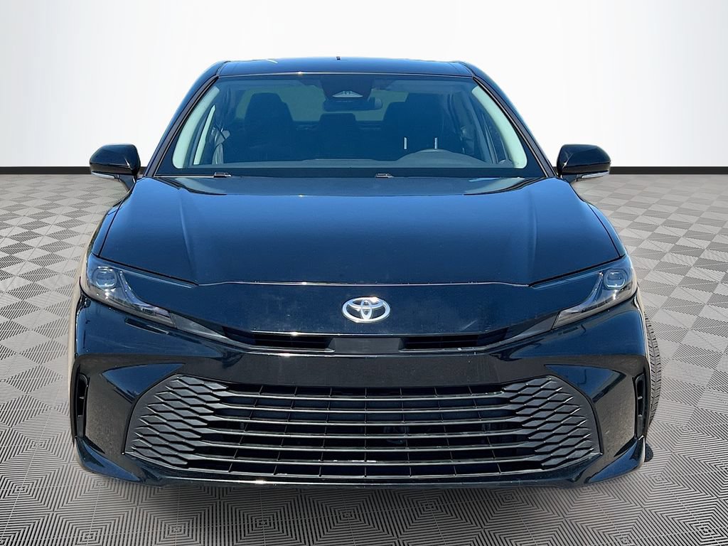 Used 2025 Toyota Camry LE FWD image 2