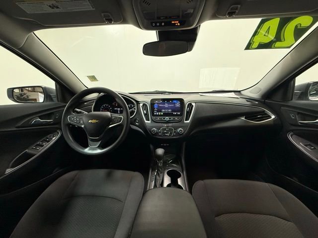 Used 2024 Chevrolet Malibu LS image 15