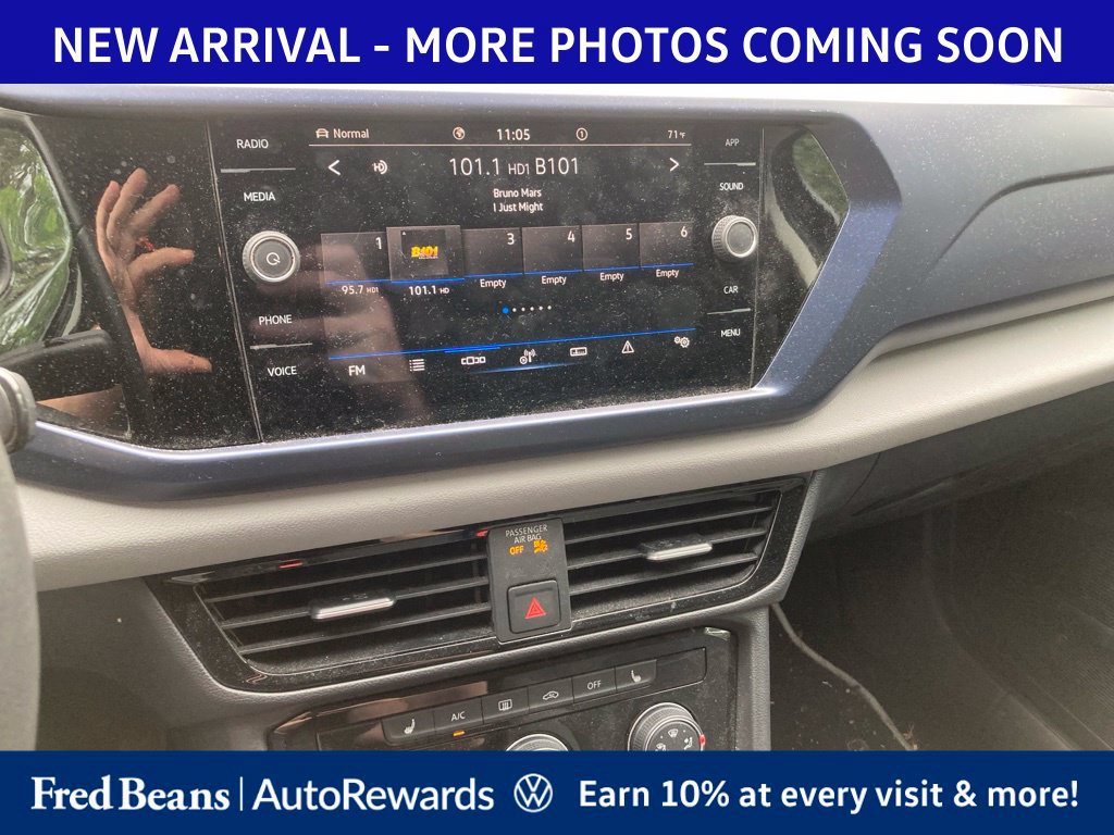 Used 2023 Volkswagen Taos SE w/ Black Wheel Package AWD/4WD image 12