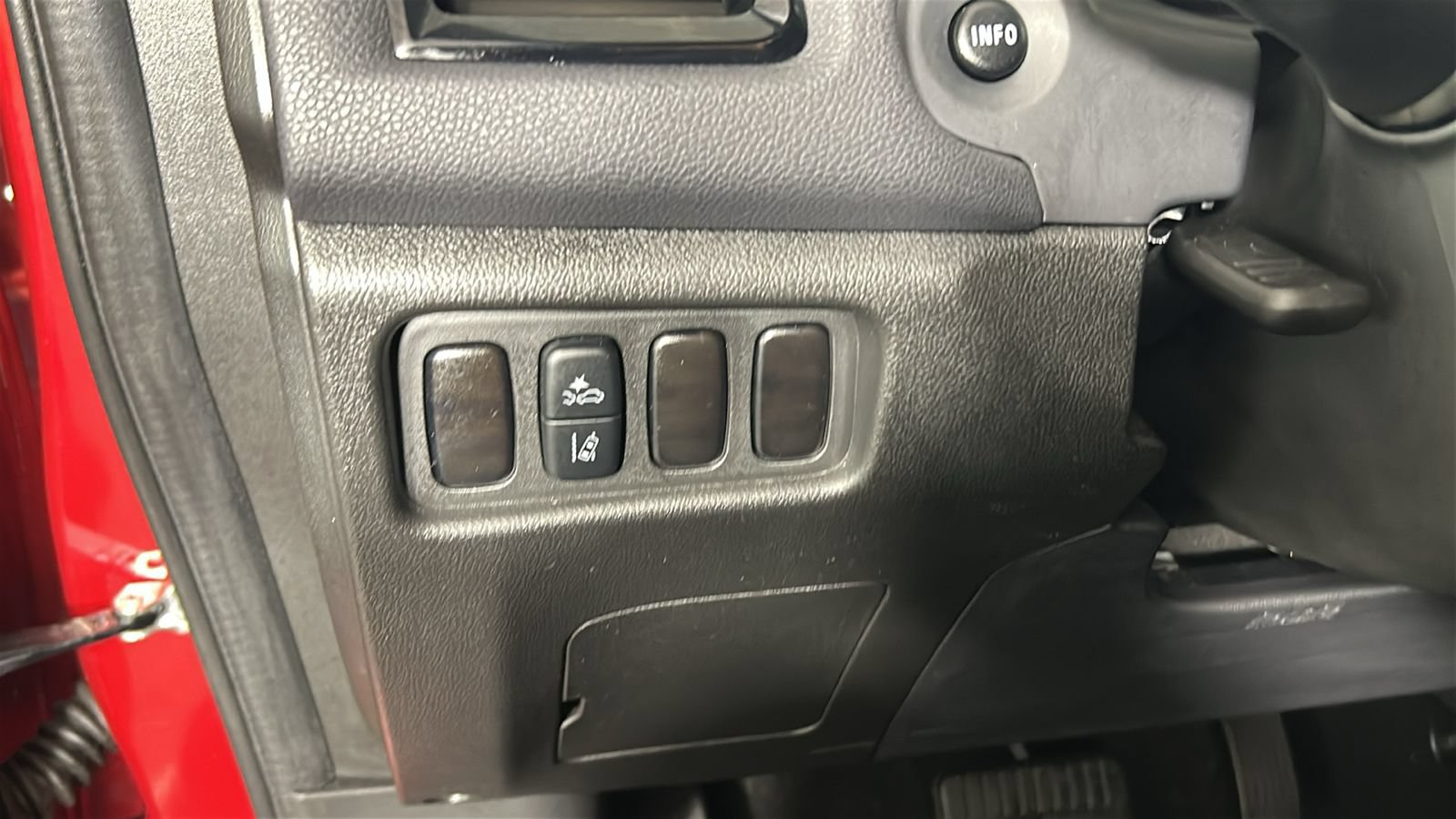 Used 2025 Mitsubishi Outlander Sport LE AWD/4WD image 22