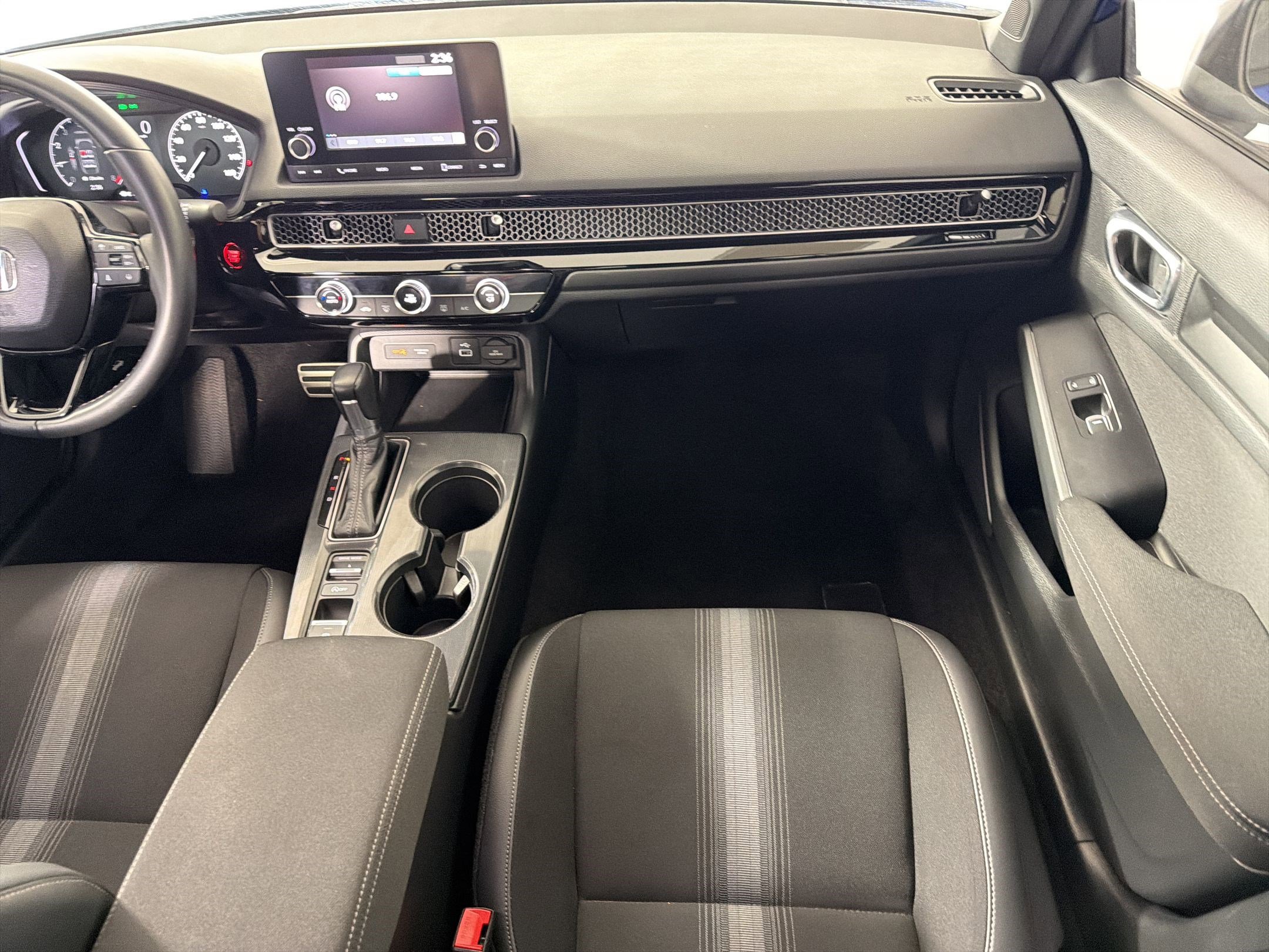 Certified 2022 Honda Civic Sport image 27