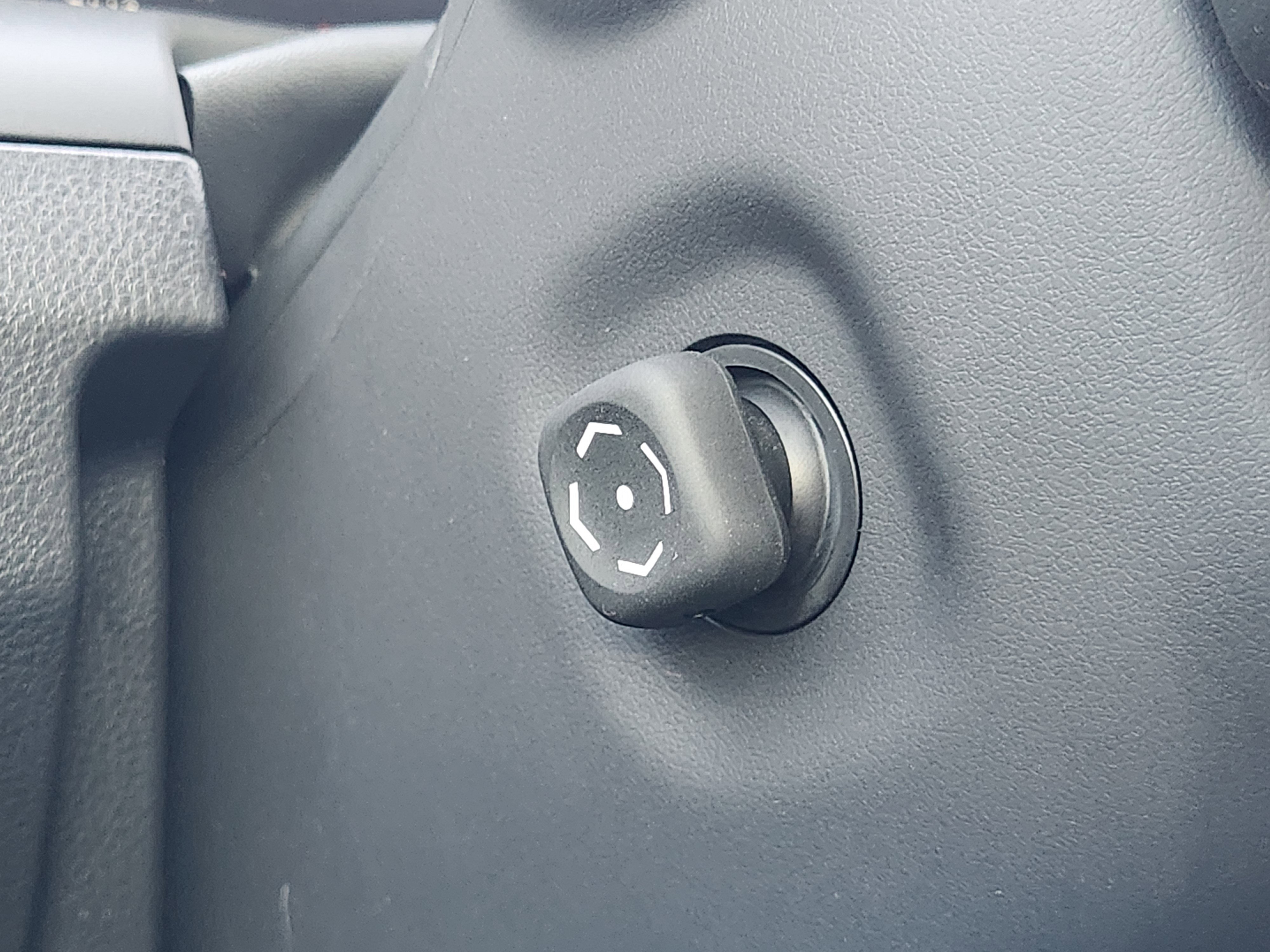 Used 2025 Lexus GX 550 image 37