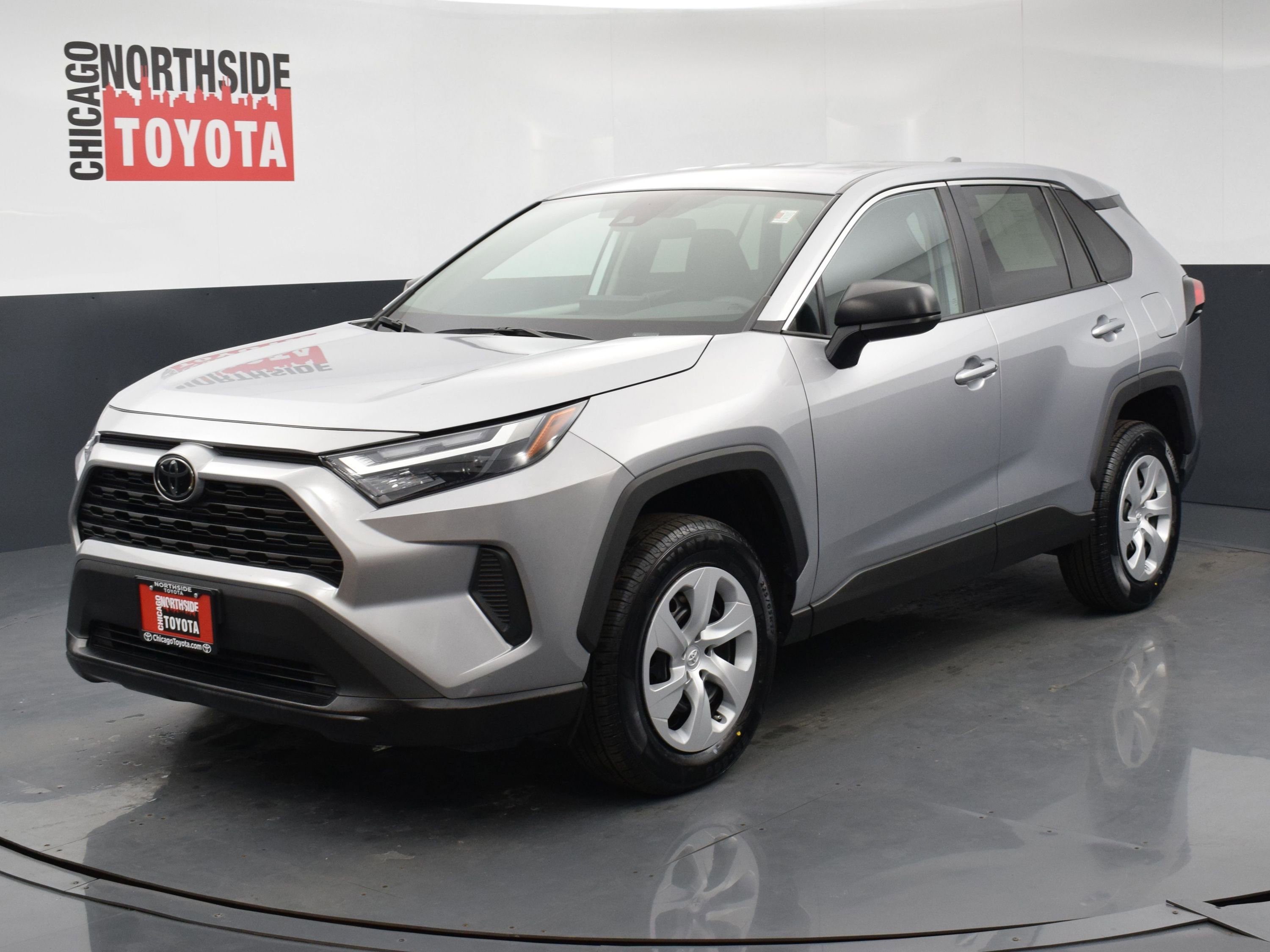 Used 2024 Toyota RAV4 LE image 8