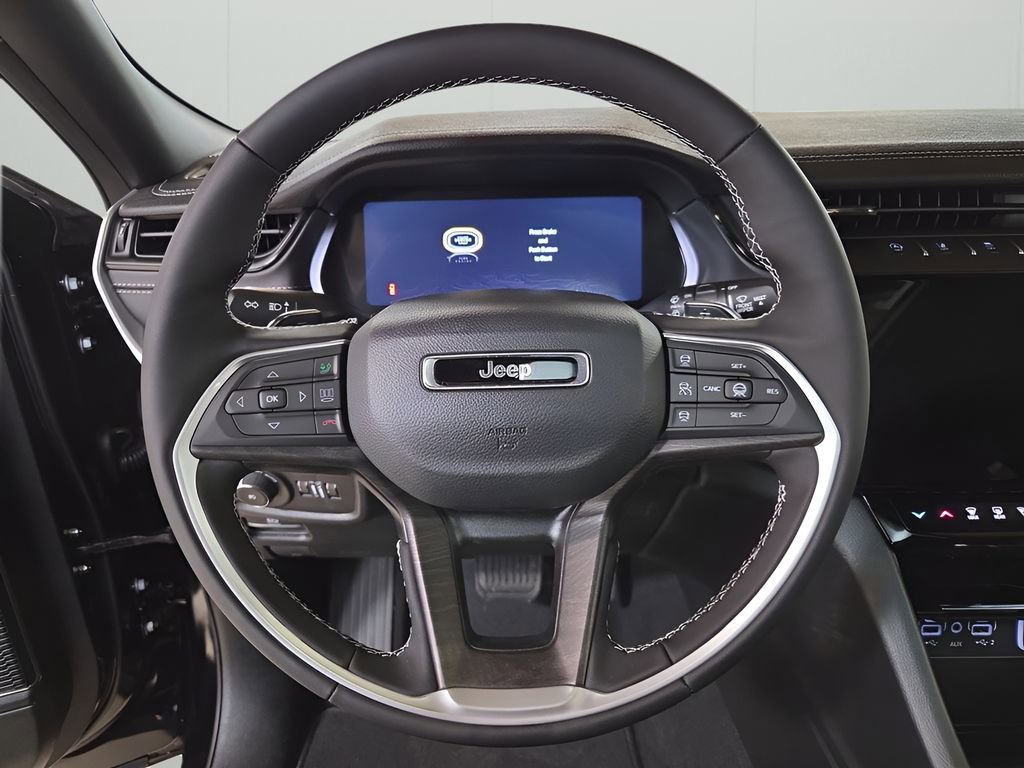 New 2026 Jeep Grand Cherokee Limited image 14