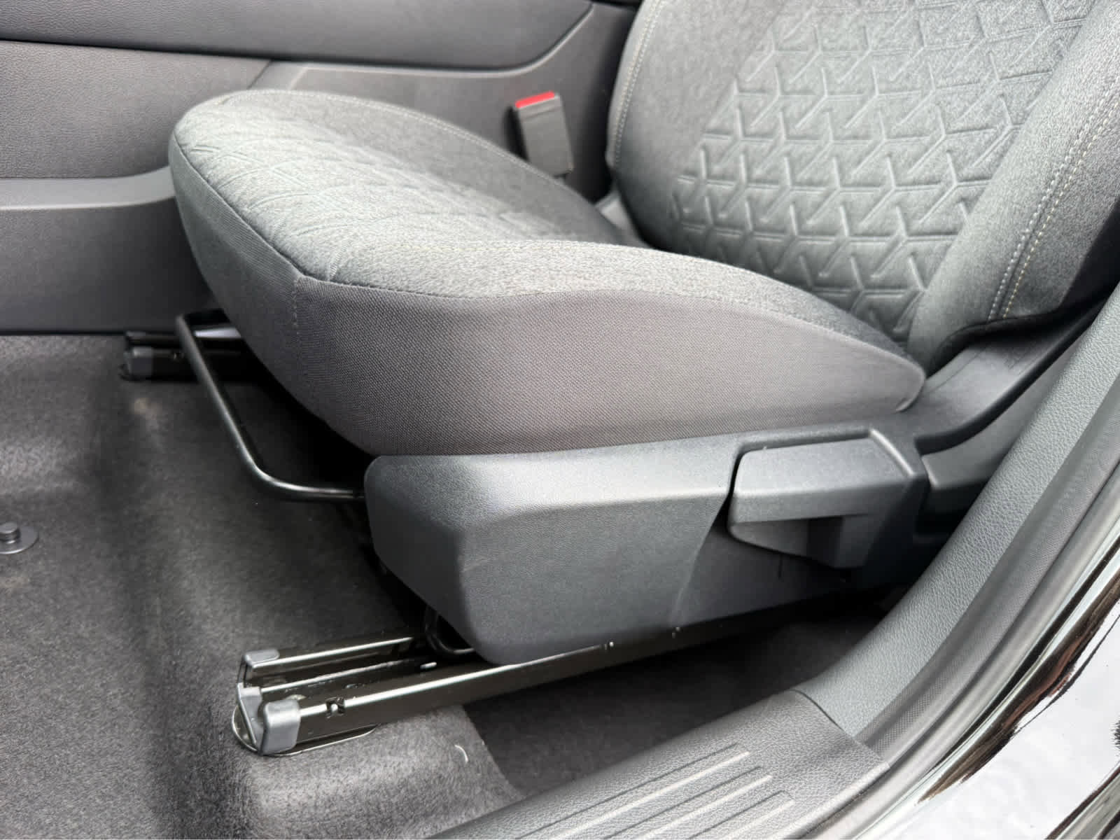 New 2026 Nissan Kicks SV AWD/4WD image 10