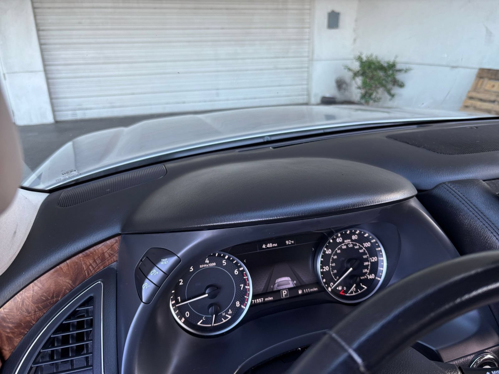 Used 2024 Nissan Armada SL RWD image 38