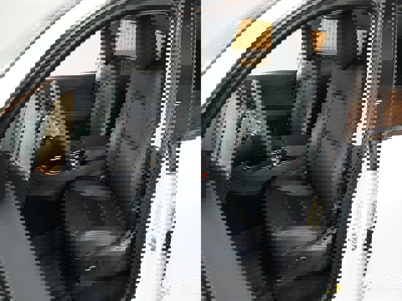 Used 2021 Tesla Model Y 2WD image 10