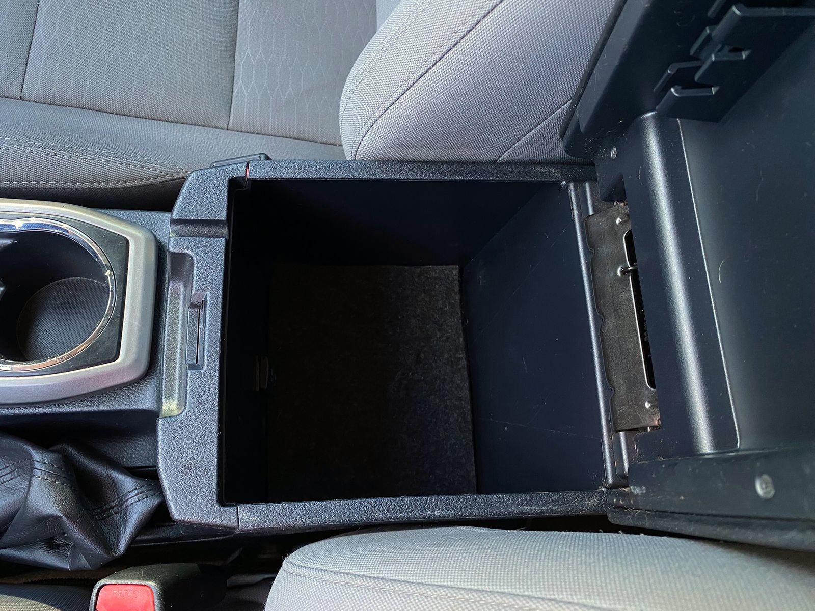 Used 2019 Toyota Tacoma SR5 image 24