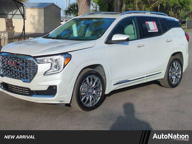 Used 2023 GMC Terrain Denali w/ Denali Premium Package image 1