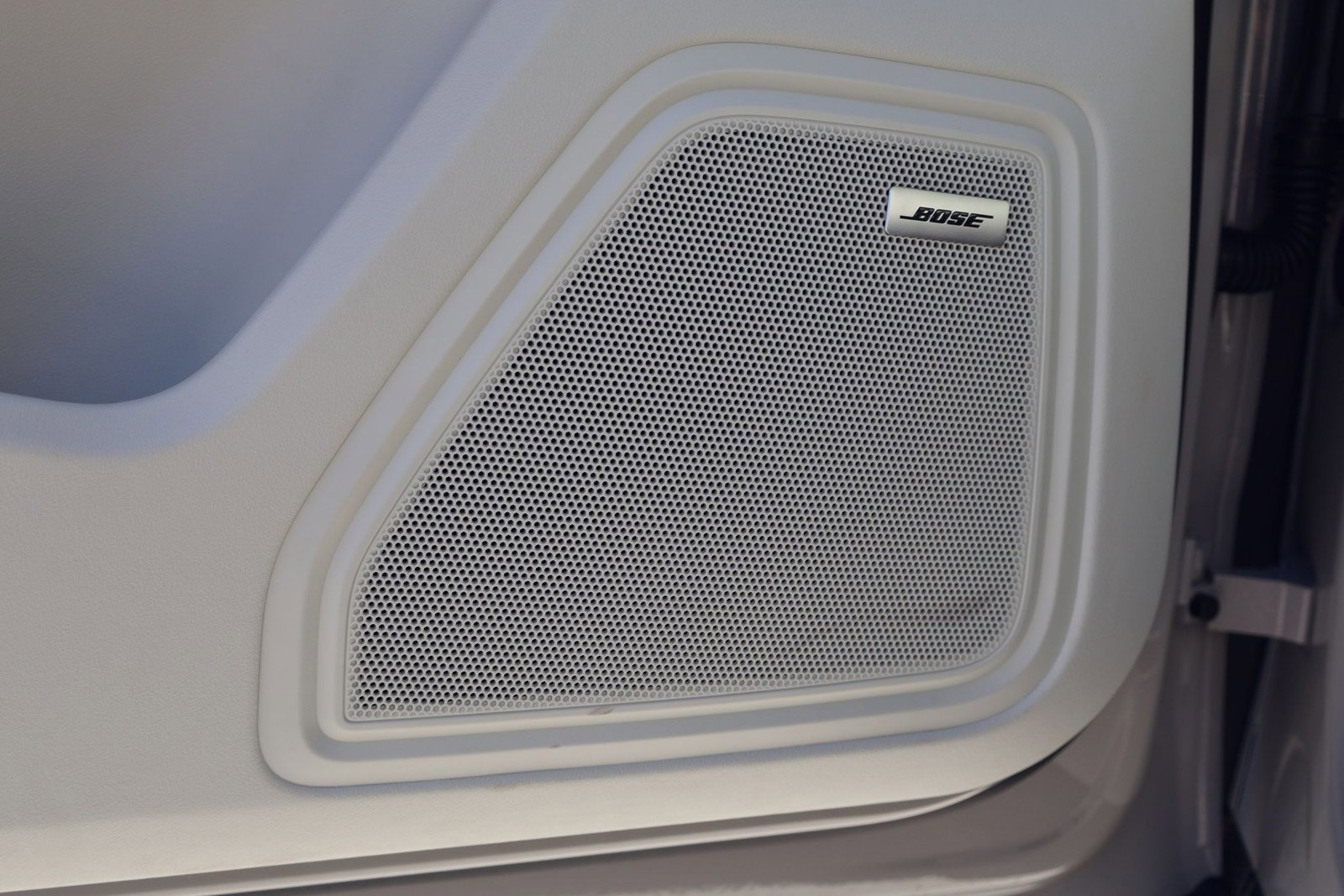 New 2026 Porsche Macan image 14