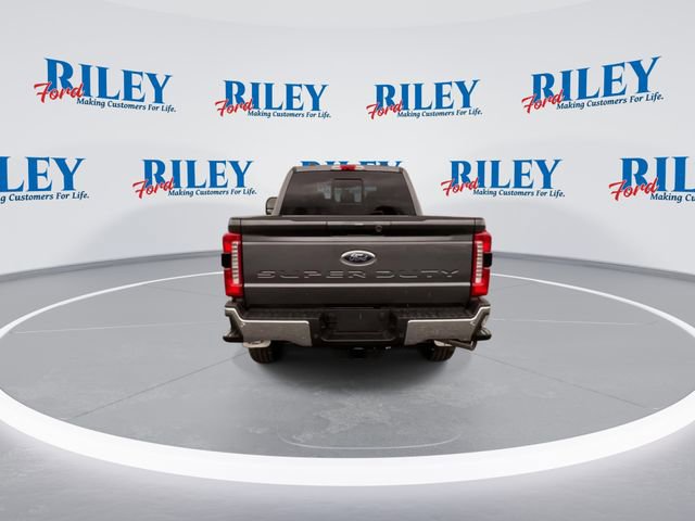 New 2026 Ford F250 Lariat w/ Chrome Package image 7