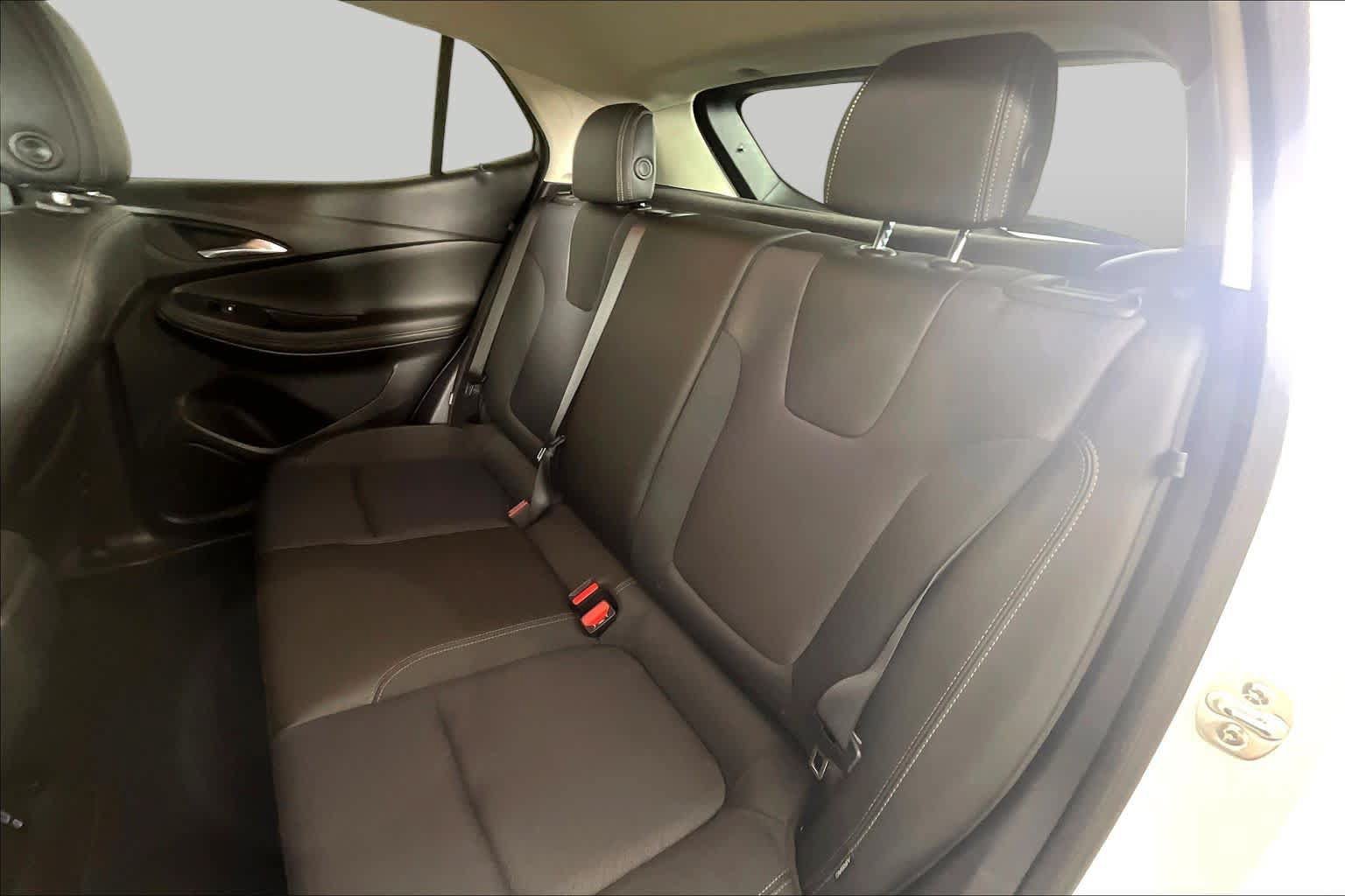 Used 2024 Buick Encore GX Preferred FWD image 18