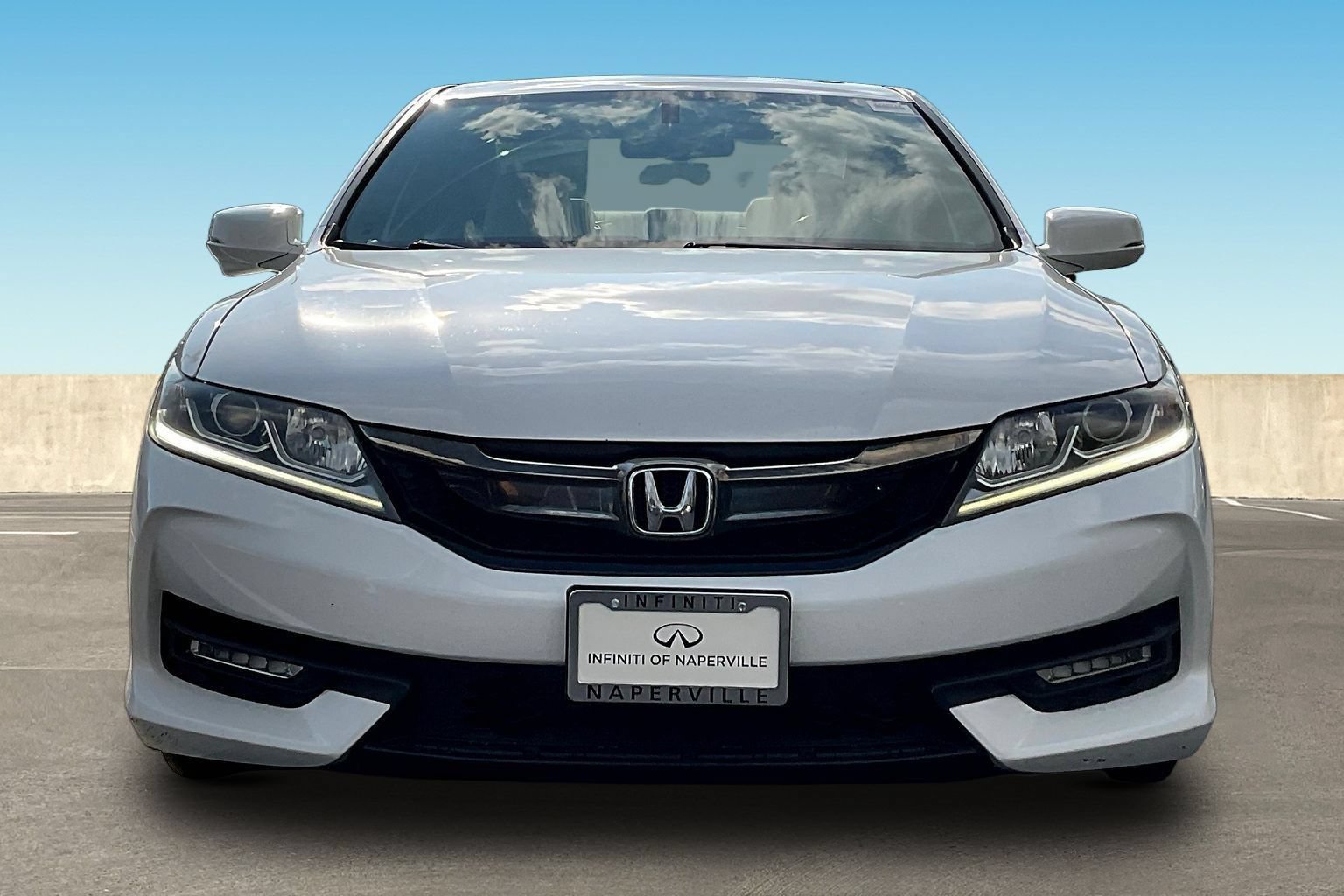 Used 2017 Honda Accord EX-L image 2