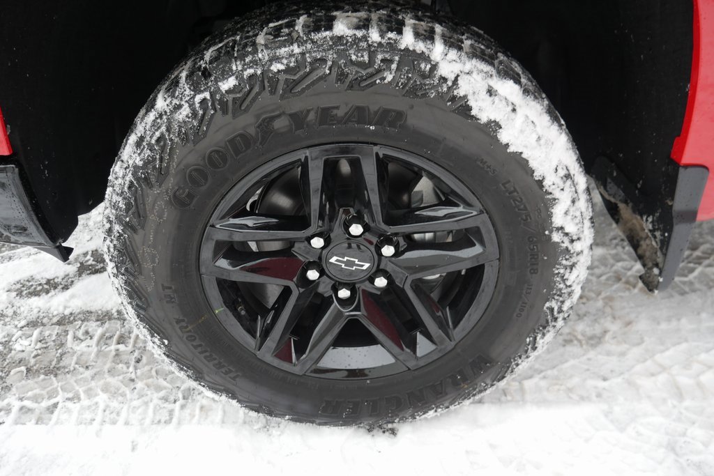 New 2026 Chevrolet Silverado 1500 Custom Trail Boss w/ Dark Appearance Package image 29