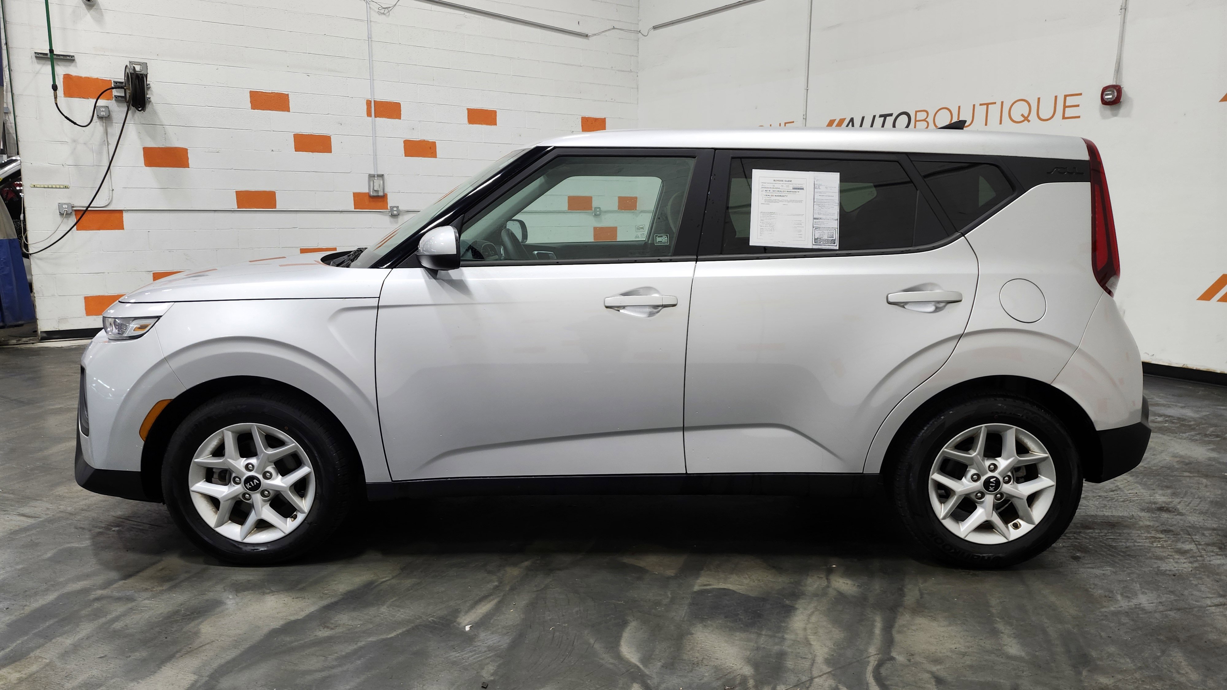 Used 2021 Kia Soul S image 12
