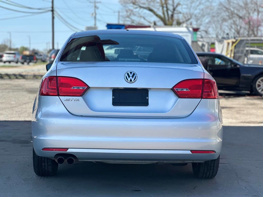 Used 2013 Volkswagen Jetta S image 7
