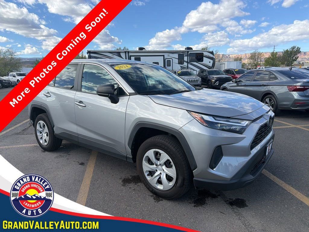 Used 2024 Toyota RAV4 LE image 1