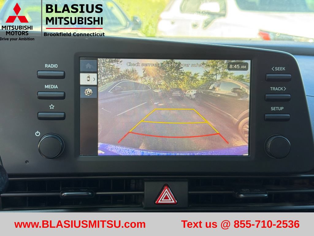 Used 2025 Hyundai Elantra Sport FWD image 18