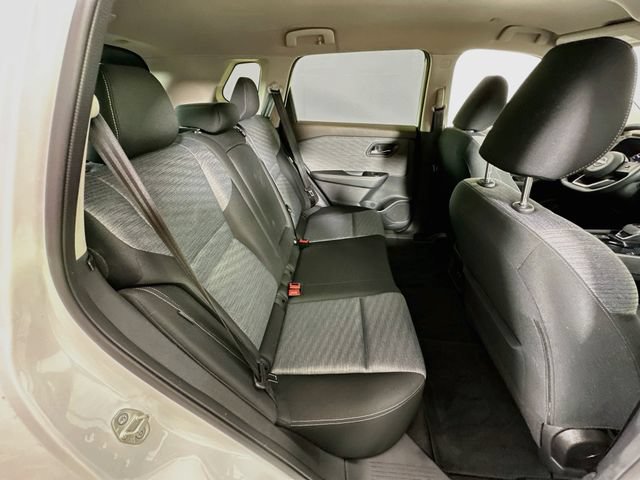 Used 2023 Nissan Rogue SV AWD/4WD image 24