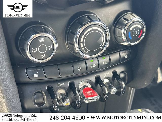 Used 2014 MINI Cooper 2-Door Hardtop FWD image 32