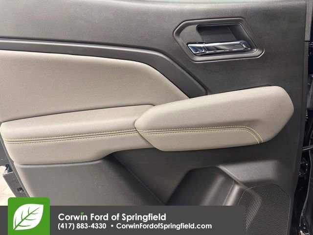 Used 2025 Chevrolet Colorado ZR2 w/ Technology Package image 12