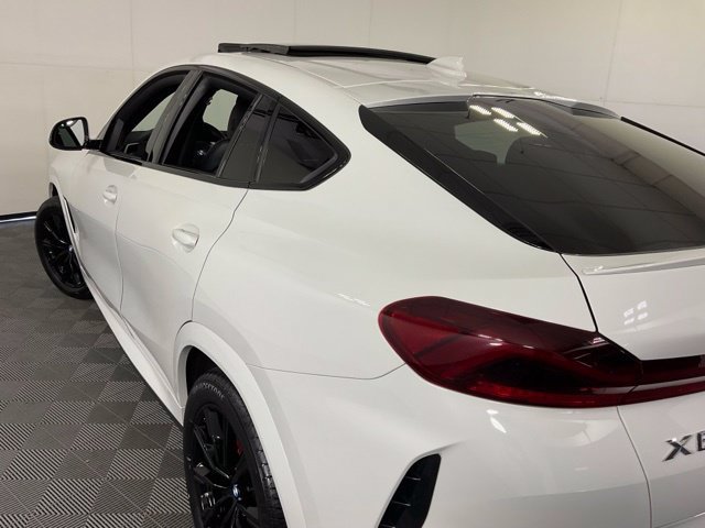 Certified 2023 BMW X6 xDrive40i w/ M Sport Package AWD/4WD image 37