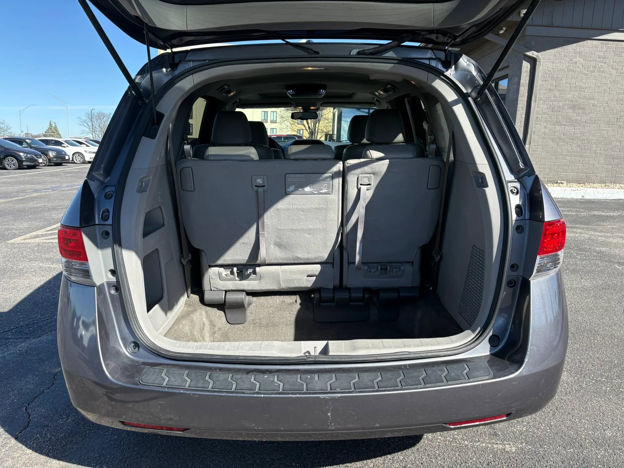 Used 2014 Honda Odyssey EX-L image 9