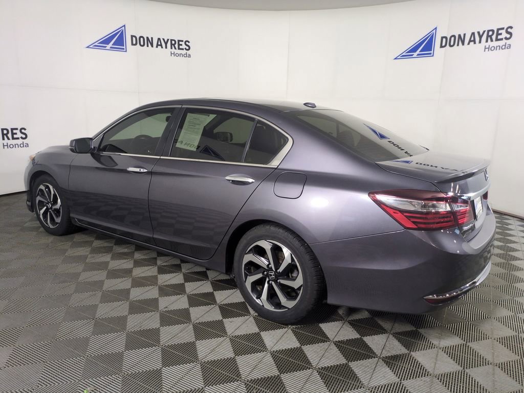 Used 2016 Honda Accord EX image 3
