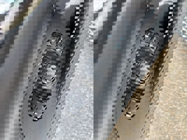 Used 2017 Nissan Altima 2.5 SV image 17