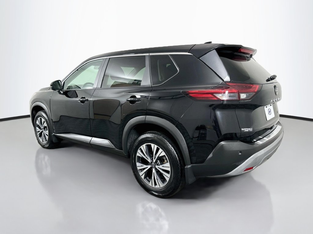 Used 2023 Nissan Rogue SV FWD image 7