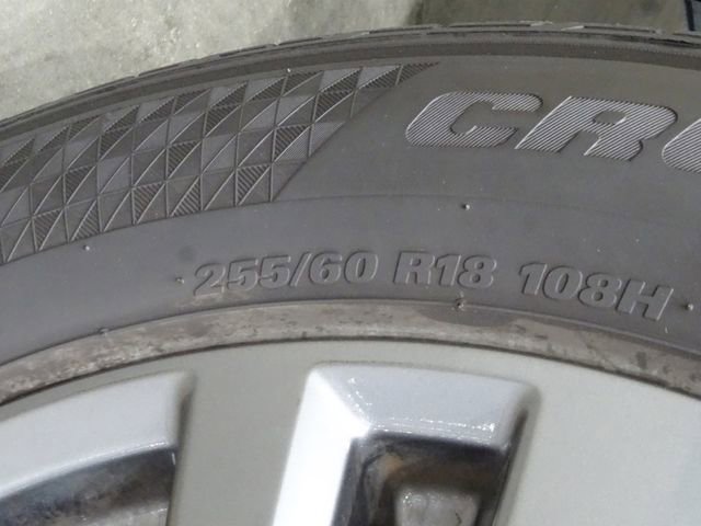 Used 2024 Nissan Pathfinder SV image 42