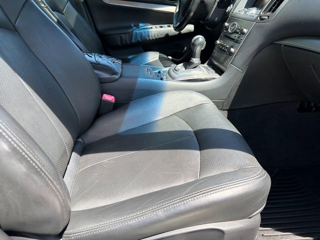 Used 2013 INFINITI G37 x w/ Premium Pkg AWD/4WD image 37
