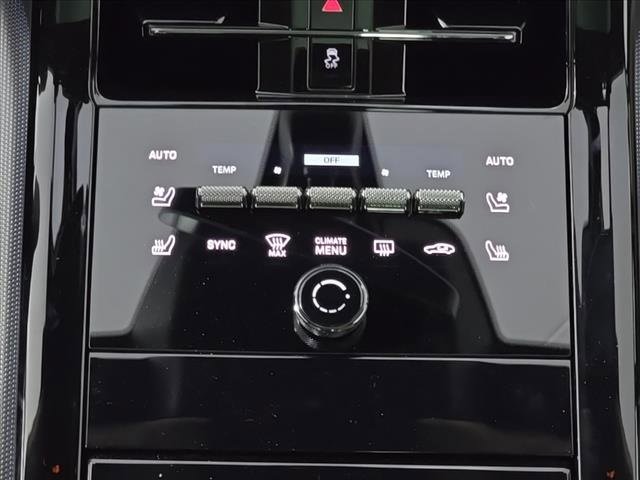 New 2025 Porsche Panamera 4 image 24