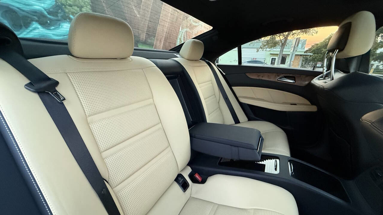 Used 2014 Mercedes-Benz CLS 63 AMG 4MATIC image 23