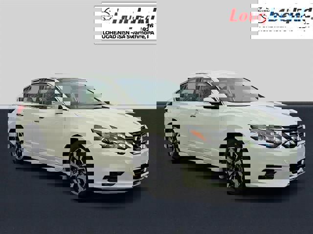 Used 2017 Nissan Altima 2.5 SL w/ 2.5 Technology Package