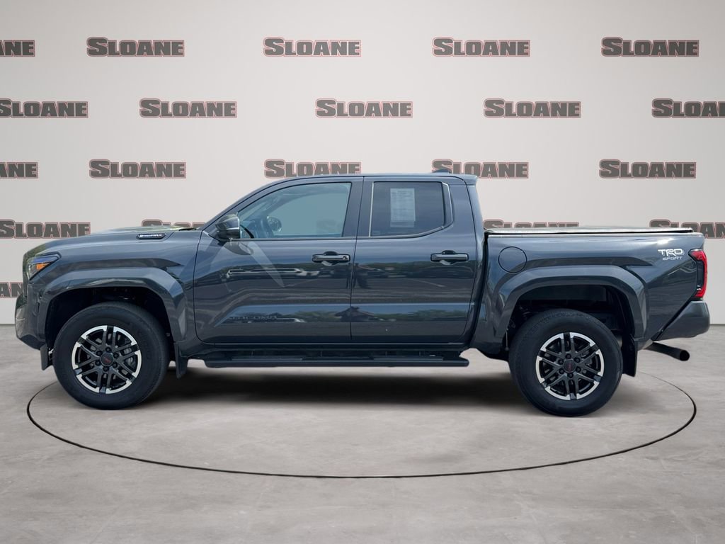 Used 2024 Toyota Tacoma TRD Sport AWD/4WD image 2