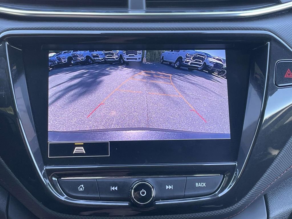 Used 2023 Chevrolet TrailBlazer RS w/ Sun and Liftgate Package FWD image 35