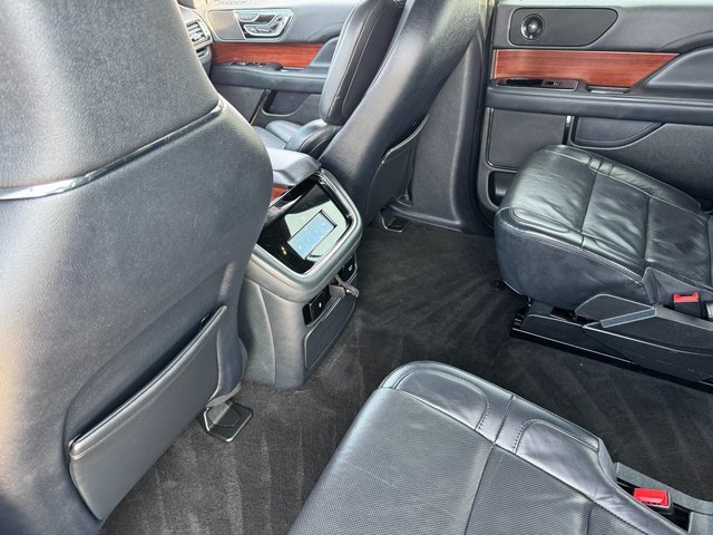 Used 2022 Lincoln Navigator L Reserve image 17