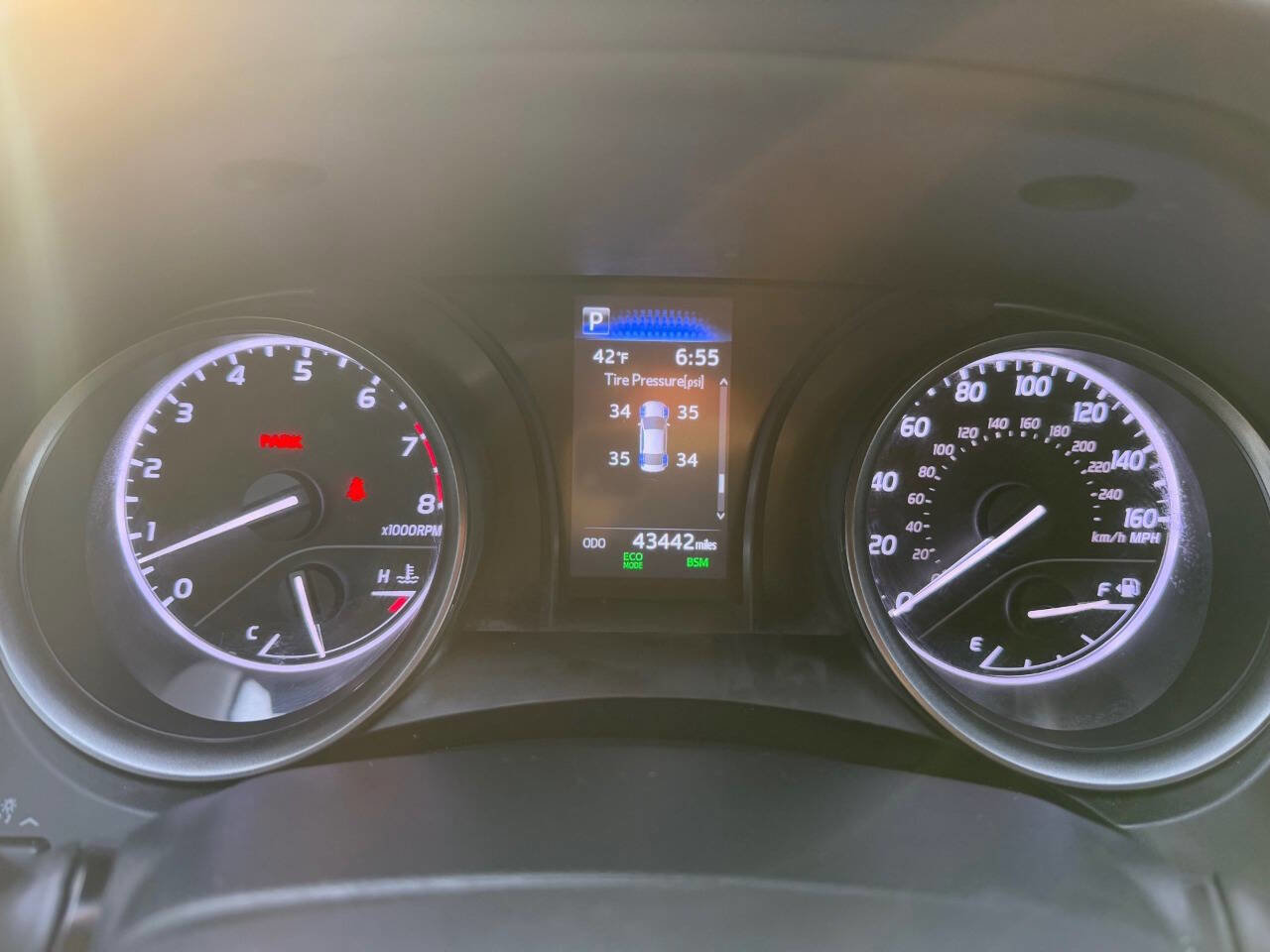 Used 2023 Toyota Camry SE w/ Convenience Package FWD image 13